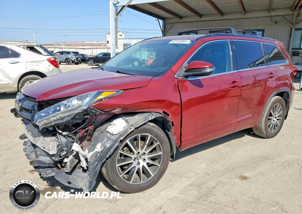 2018 Toyota Highlander Se