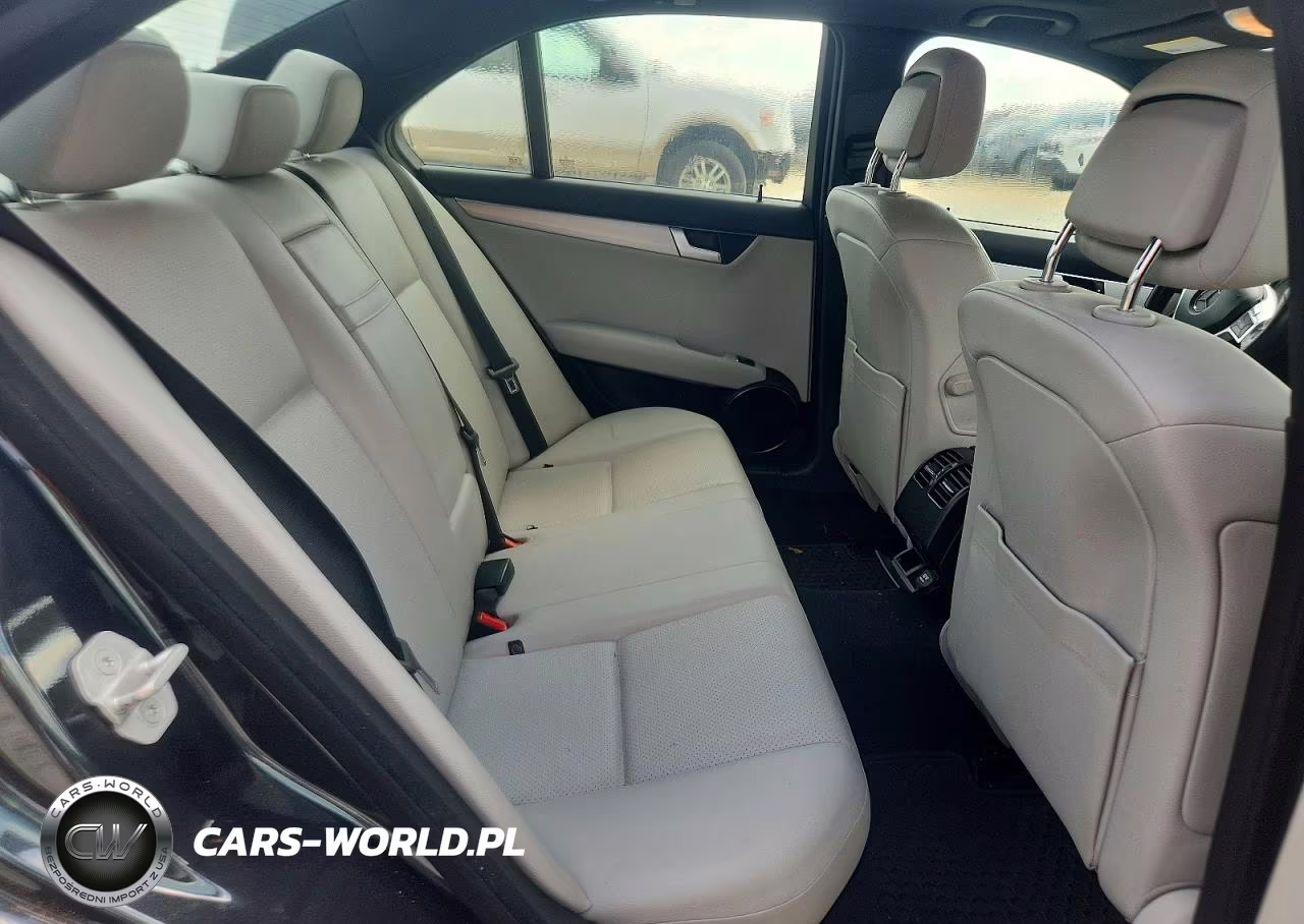 2012 Mercedes-Benz C 250 VIN:WDDGF4HB5CR237325 - 10