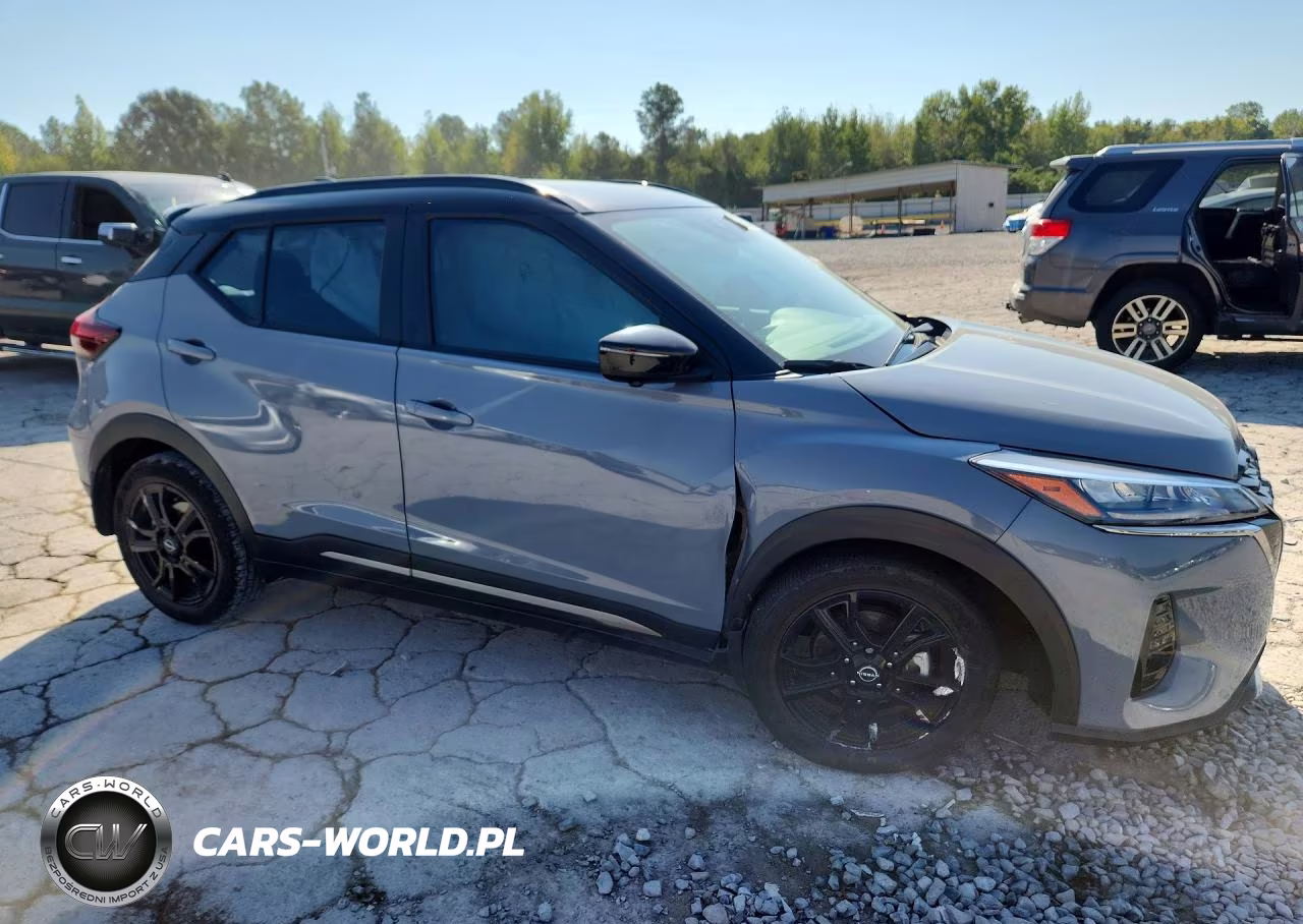 2022 Nissan Kicks Sr VIN:3N1CP5DV7NL516252 - 4