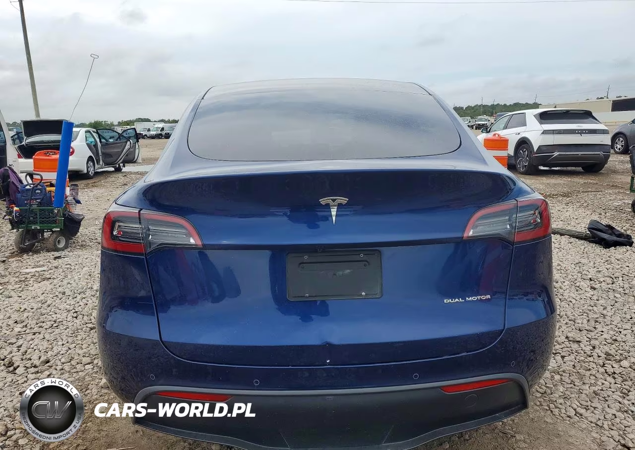 2022 Tesla Model Y VIN:7SAYGDEE2NF480824 - 6