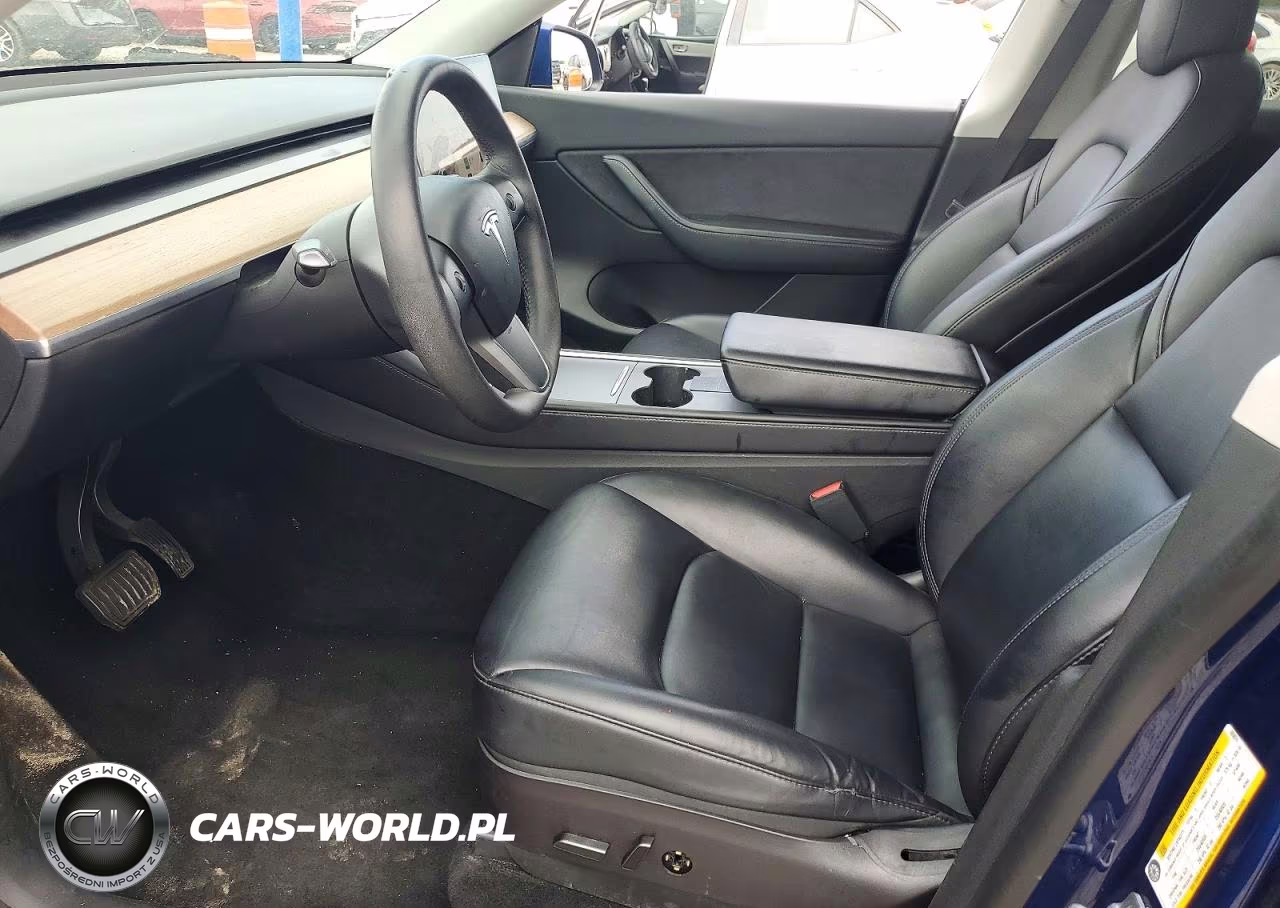 2022 Tesla Model Y VIN:7SAYGDEE2NF480824 - 7