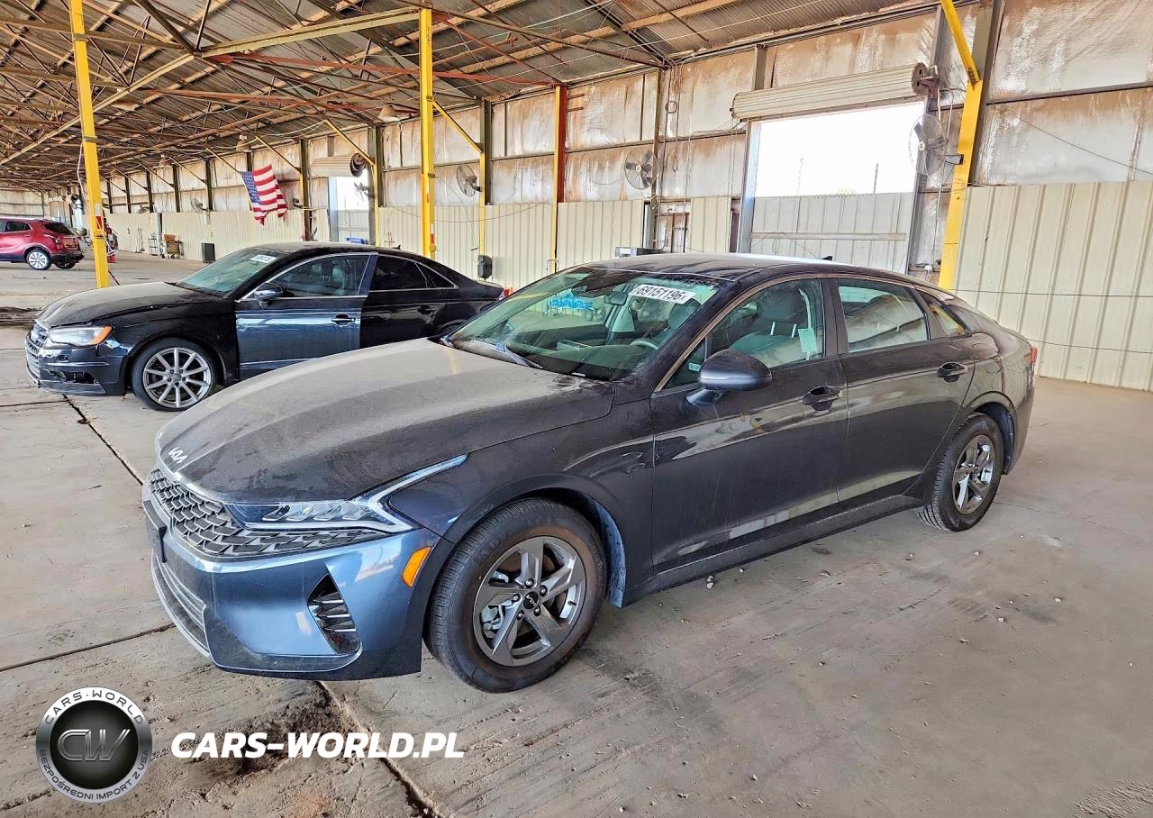 2022 Kia K5 Lxs VIN:5XXG14J22NG136882 - 1