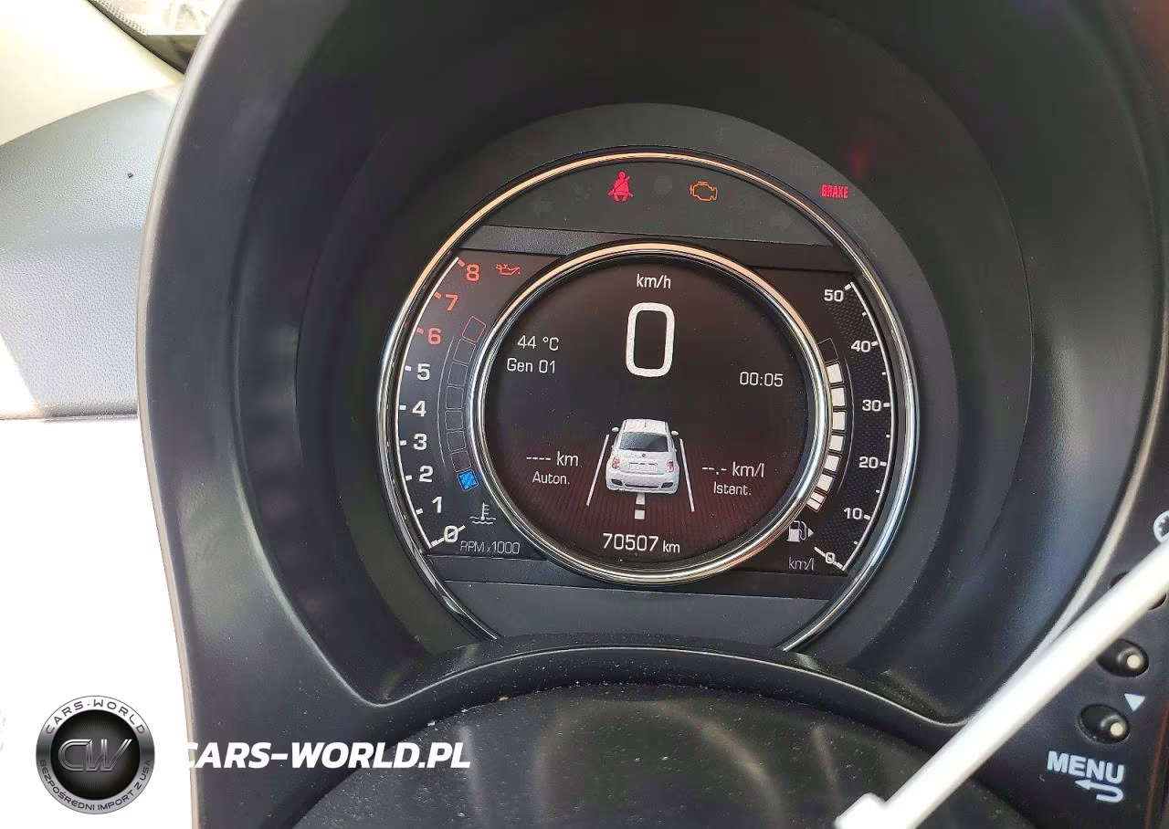 2018 Fiat 500 Pop VIN:3C3CFFKH7JT335458 - 9
