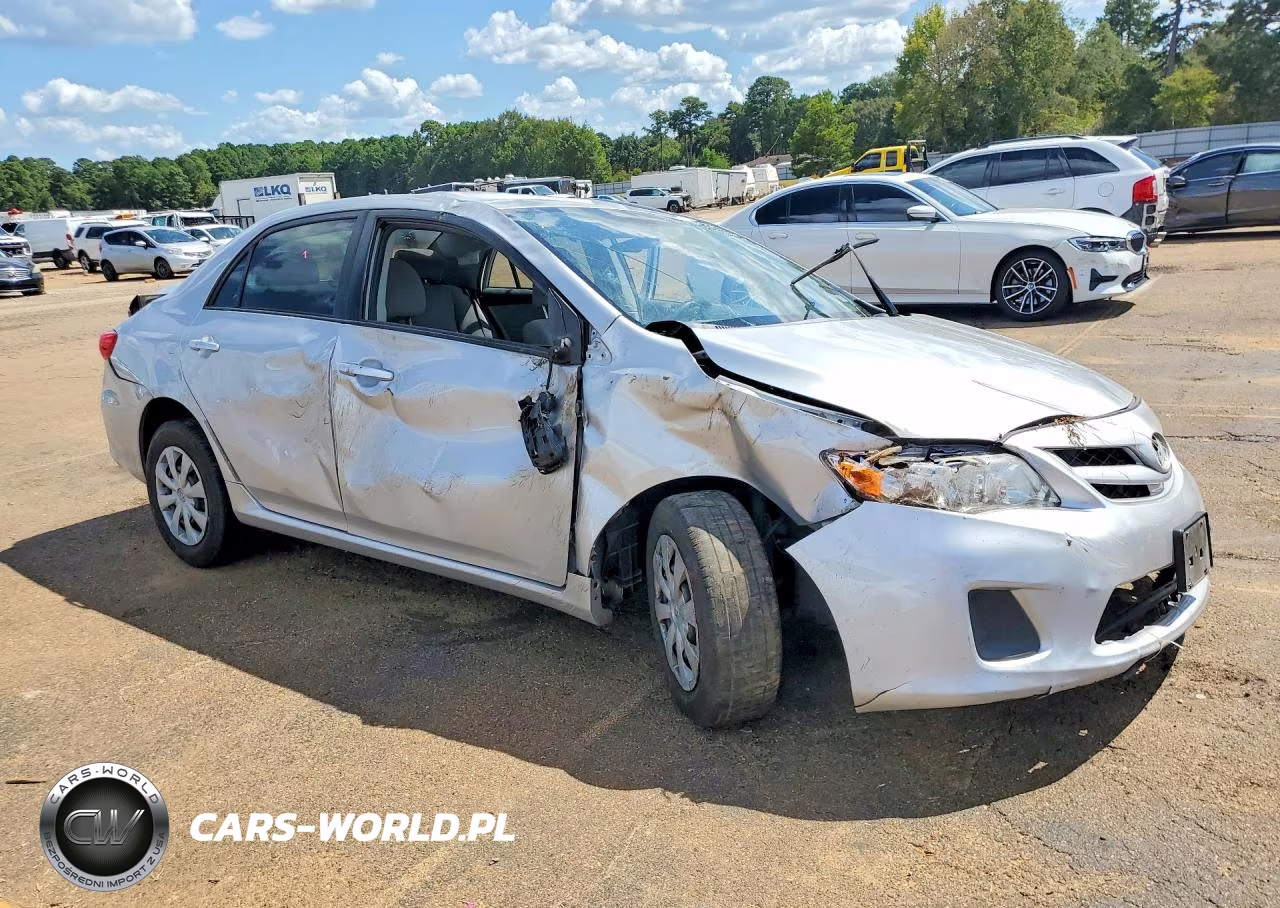 2011 Toyota Corolla Le VIN:JTDBU4EE8B9136125 - 4