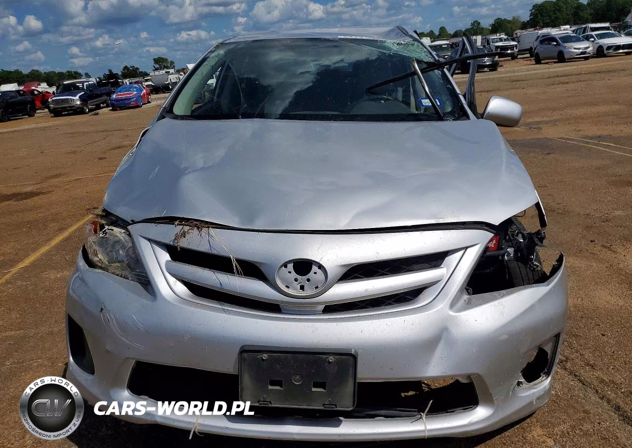 2011 Toyota Corolla Le VIN:JTDBU4EE8B9136125 - 5