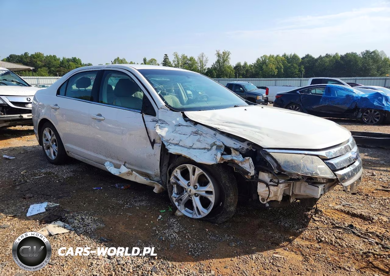 2012 Ford Fusion Se VIN:3FAHP0HA0CR113789 - 4