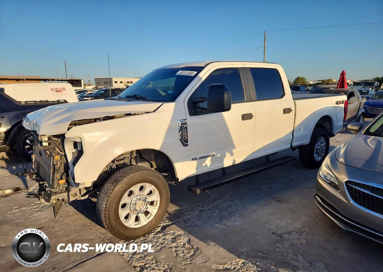 2022 Ford F250 Super Duty – zdjęcie 1 z 12