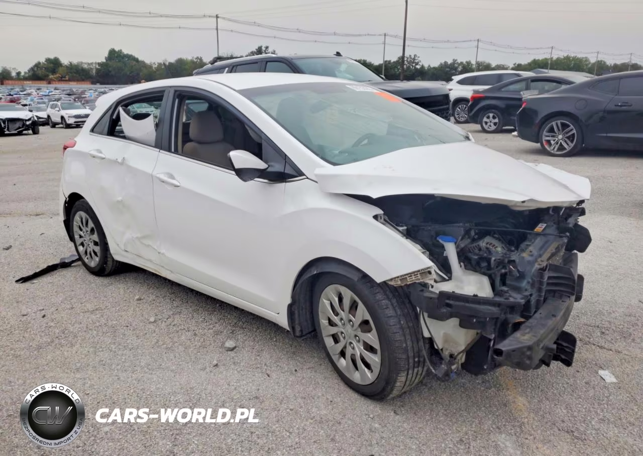 2016 Hyundai Elantra Gt Base VIN:KMHD35LH9GU323646 - 4
