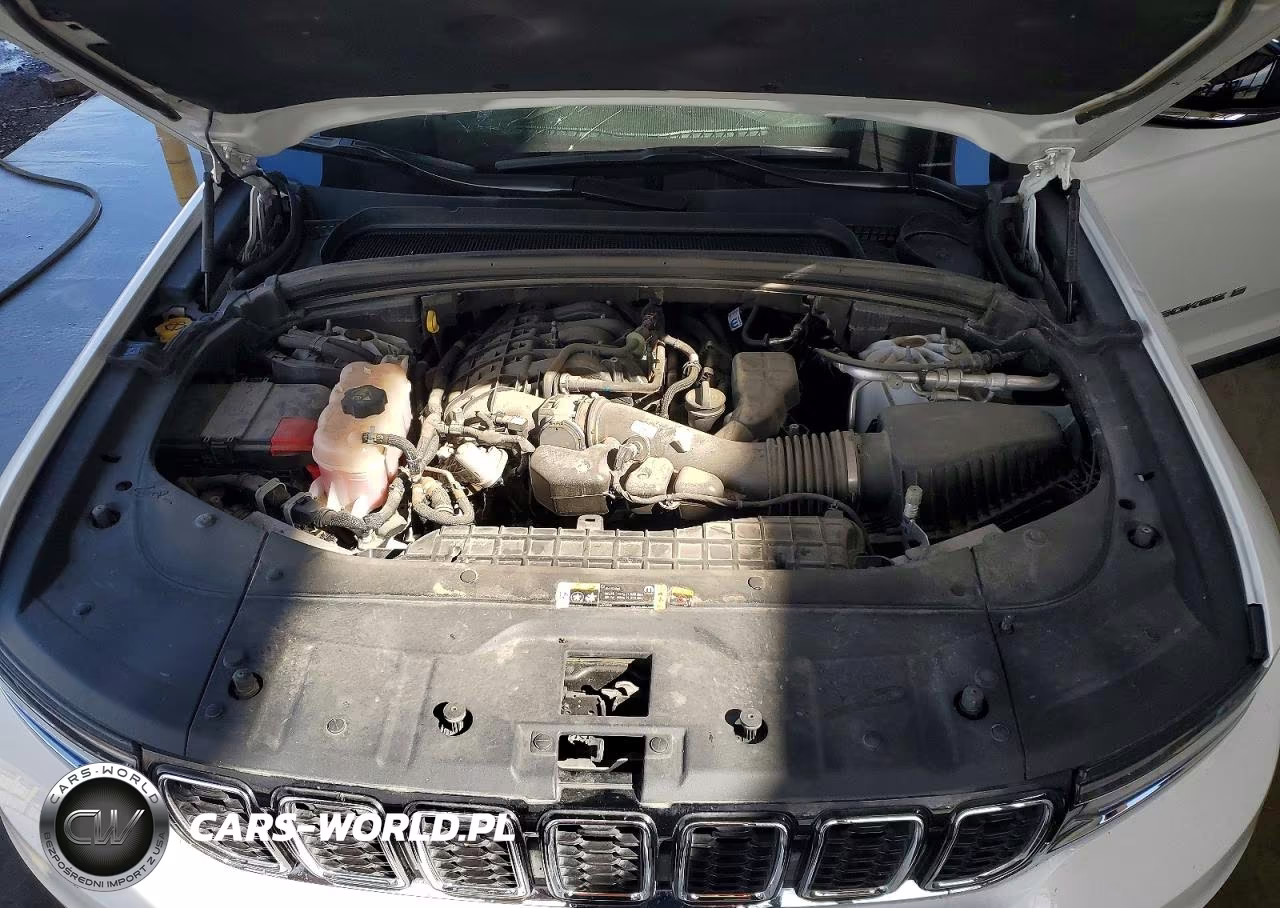 2023 Jeep Grand Cherokee L Limited VIN:1C4RJKBG1P8833229 - 12