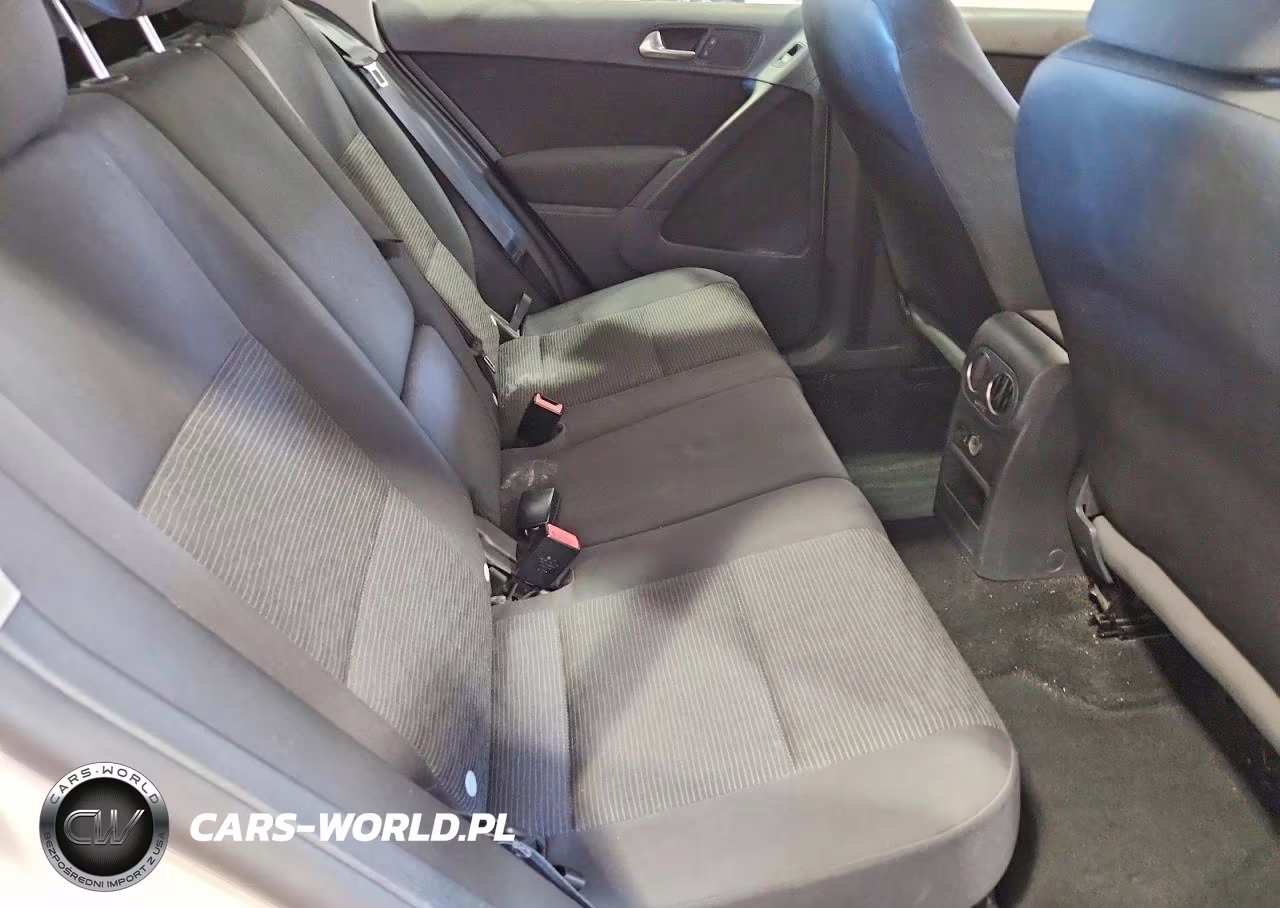 2013 Volkswagen Tiguan S VIN:WVGBV7AX3DW534123 - 11
