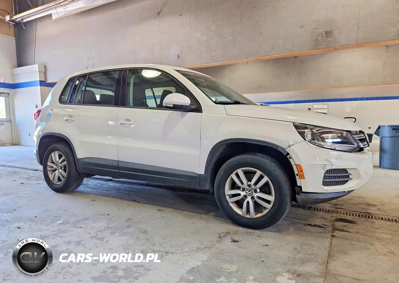 2013 Volkswagen Tiguan S VIN:WVGBV7AX3DW534123 - 4
