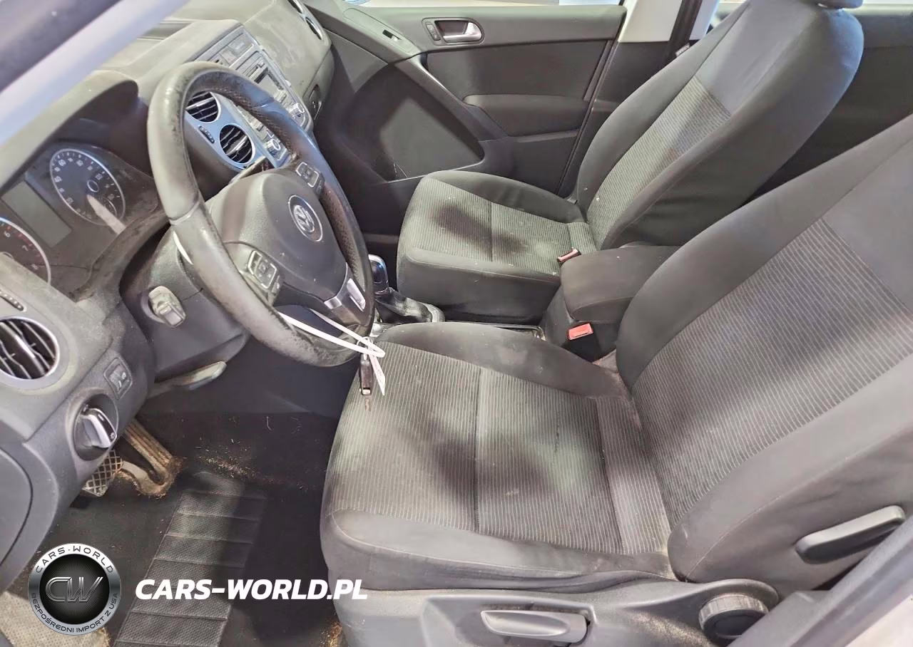 2013 Volkswagen Tiguan S VIN:WVGBV7AX3DW534123 - 7