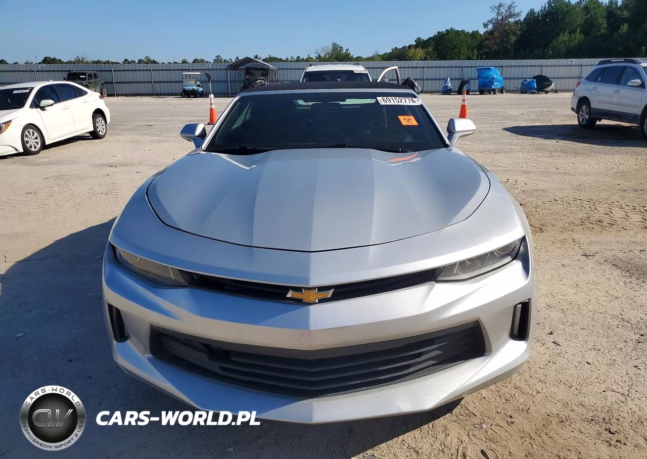 2018 Chevrolet Camaro Lt VIN:1G1FB3DX2J0128201 - 5