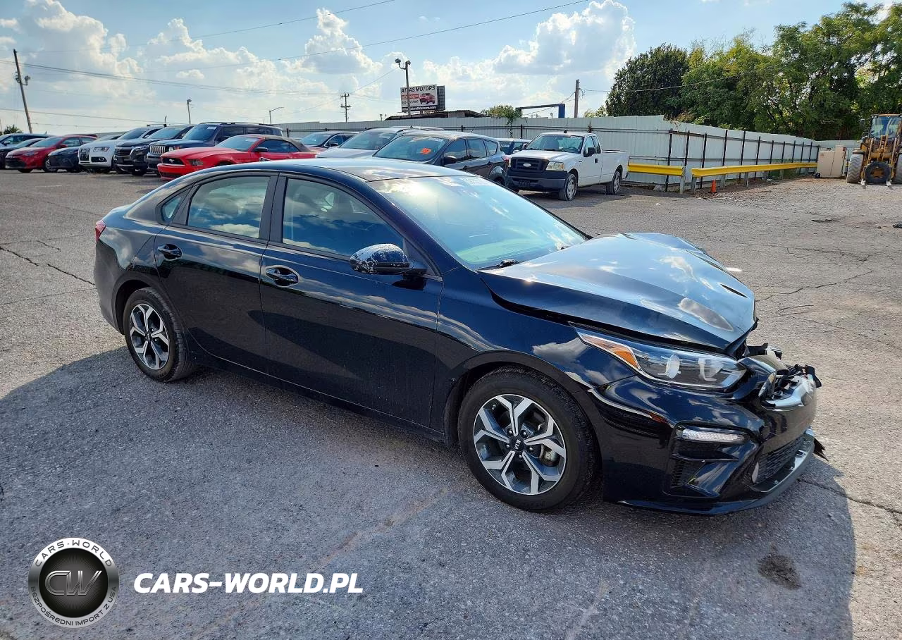 2021 Kia Forte Lxs VIN:3KPF24AD7ME360179 - 4