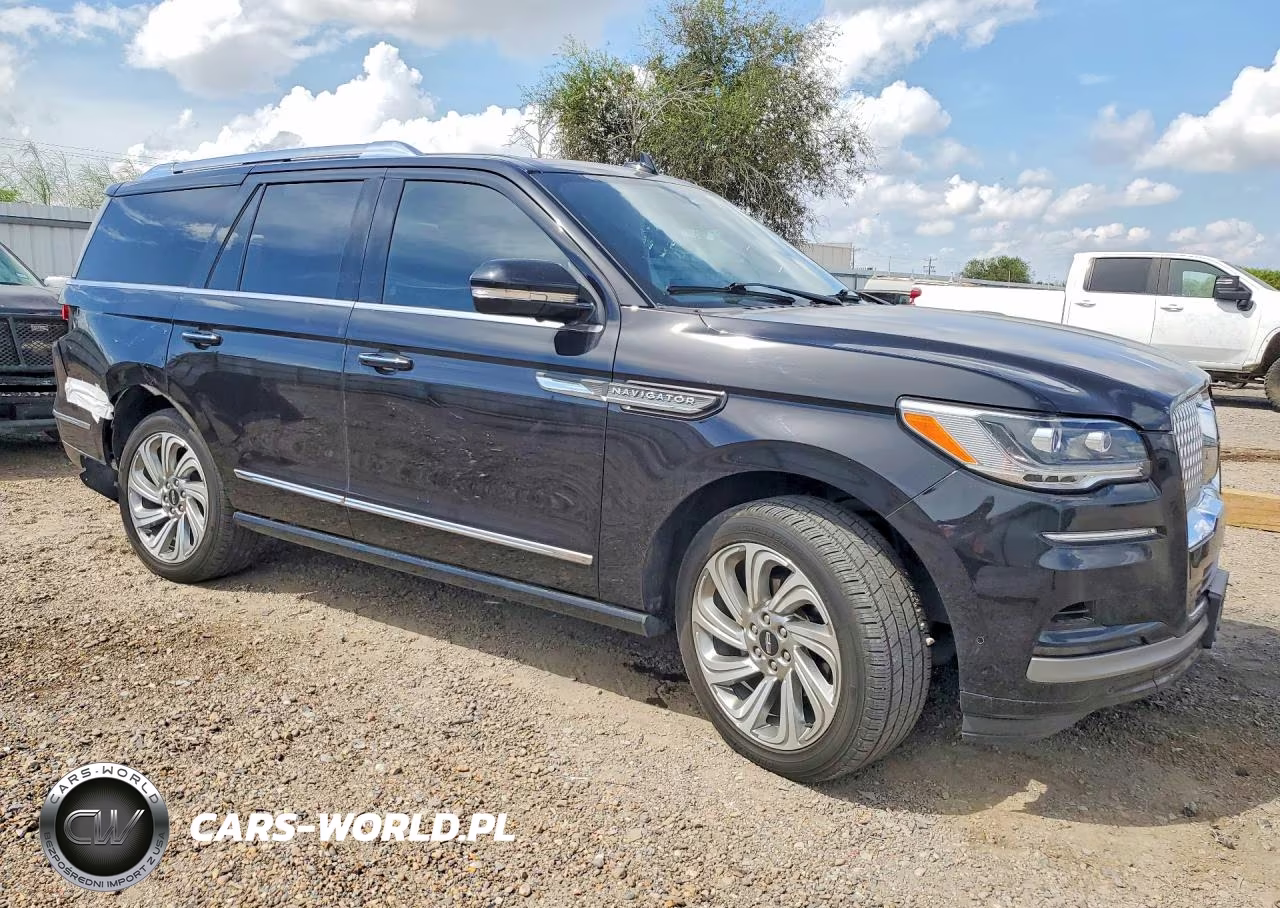2024 Lincoln Navigator Reserve VIN:5LMJJ2LG7REL13657 - 4