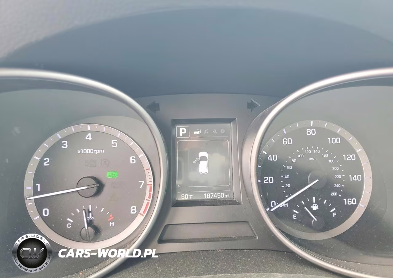 2018 Hyundai Santa Fe Sport 2.4L VIN:5NMZU3LB0JH105861 - 9