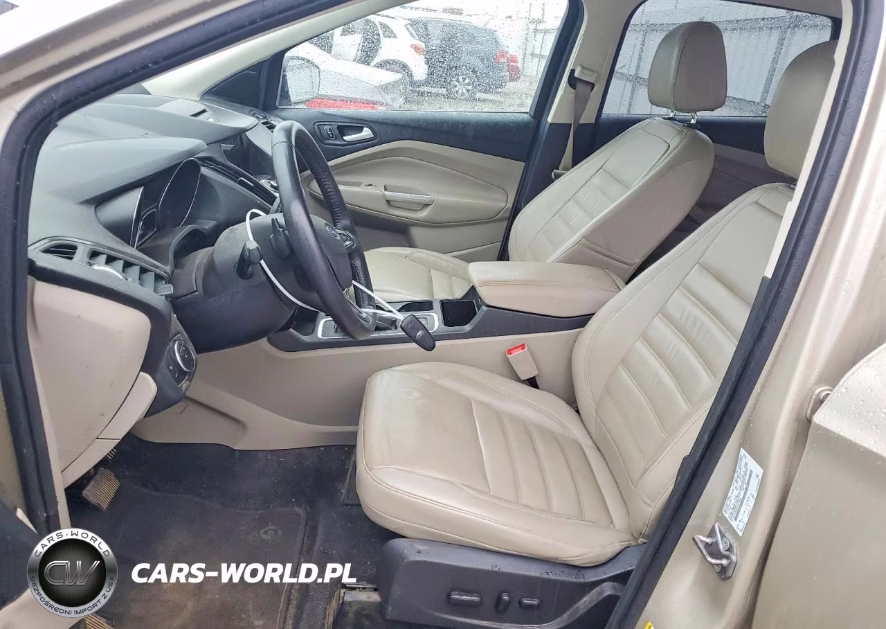 2017 Ford Escape Titanium VIN:1FMCU0J95HUE76646 - 7