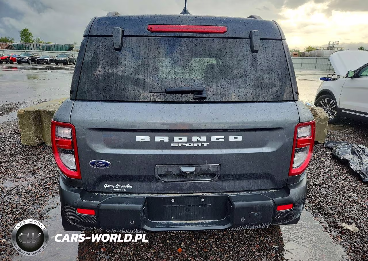 2025 Ford Bronco Sport Outer Banks VIN:3FMCR9CN6SRE95575 - 6