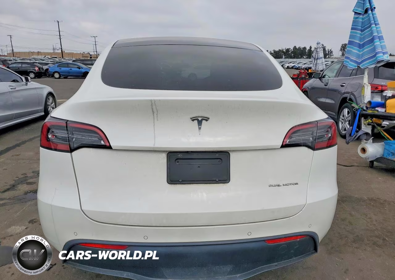 2021 Tesla Model Y VIN:5YJYGDEE2MF192992 - 6