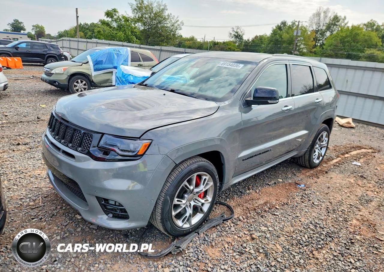 2020 Jeep Grand Cherokee Srt-8 – zdjęcie 1 z 13