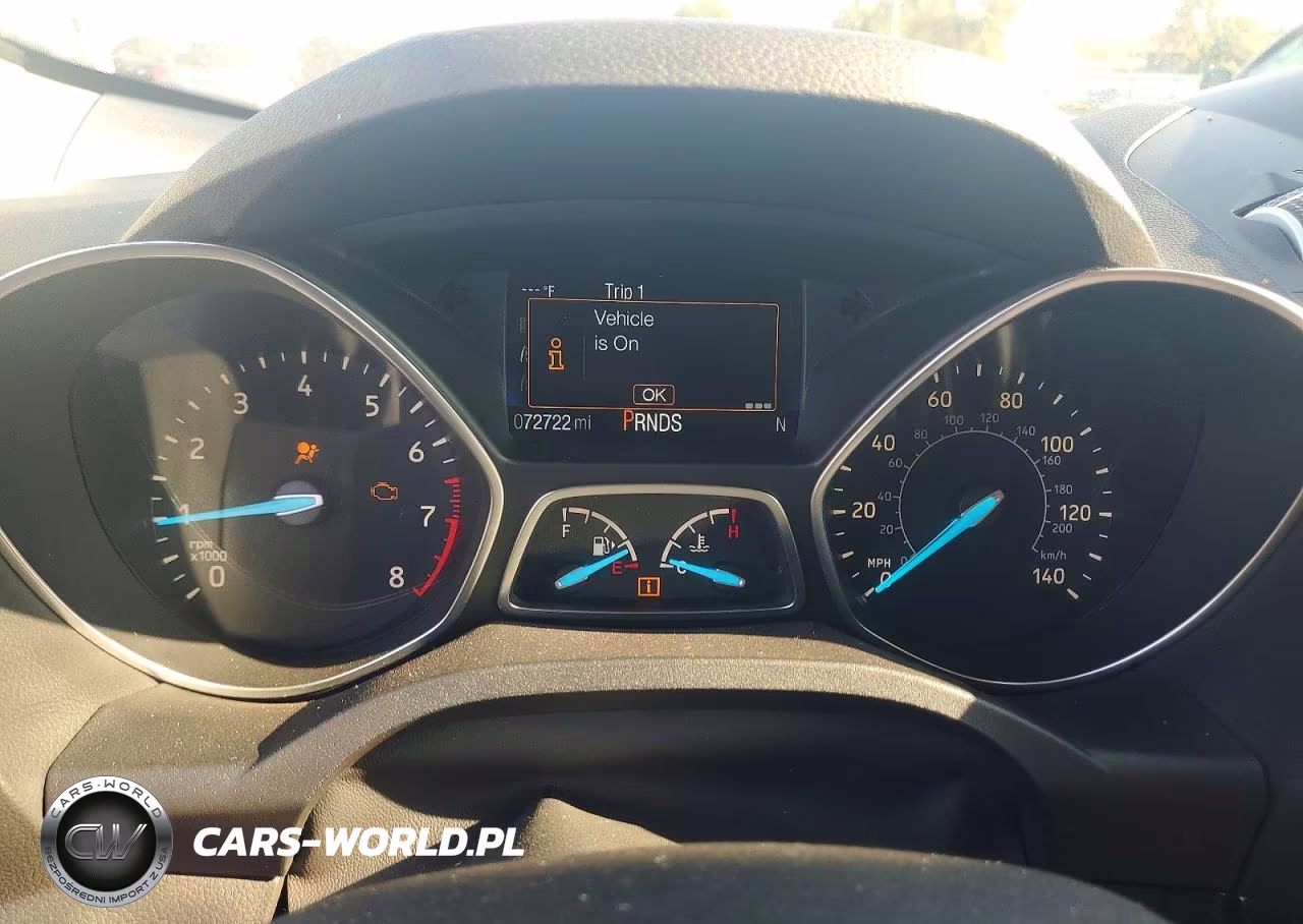 2018 Ford Escape Titanium VIN:1FMCU9J90JUB36055 - 9