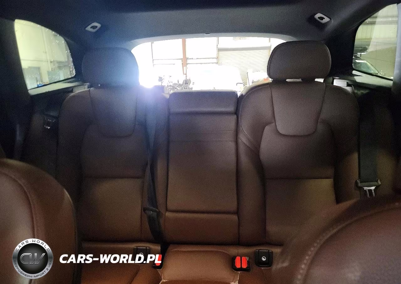 2021 Volvo Xc60 T5 Momentum VIN:YV4102RK7M1695496 - 10