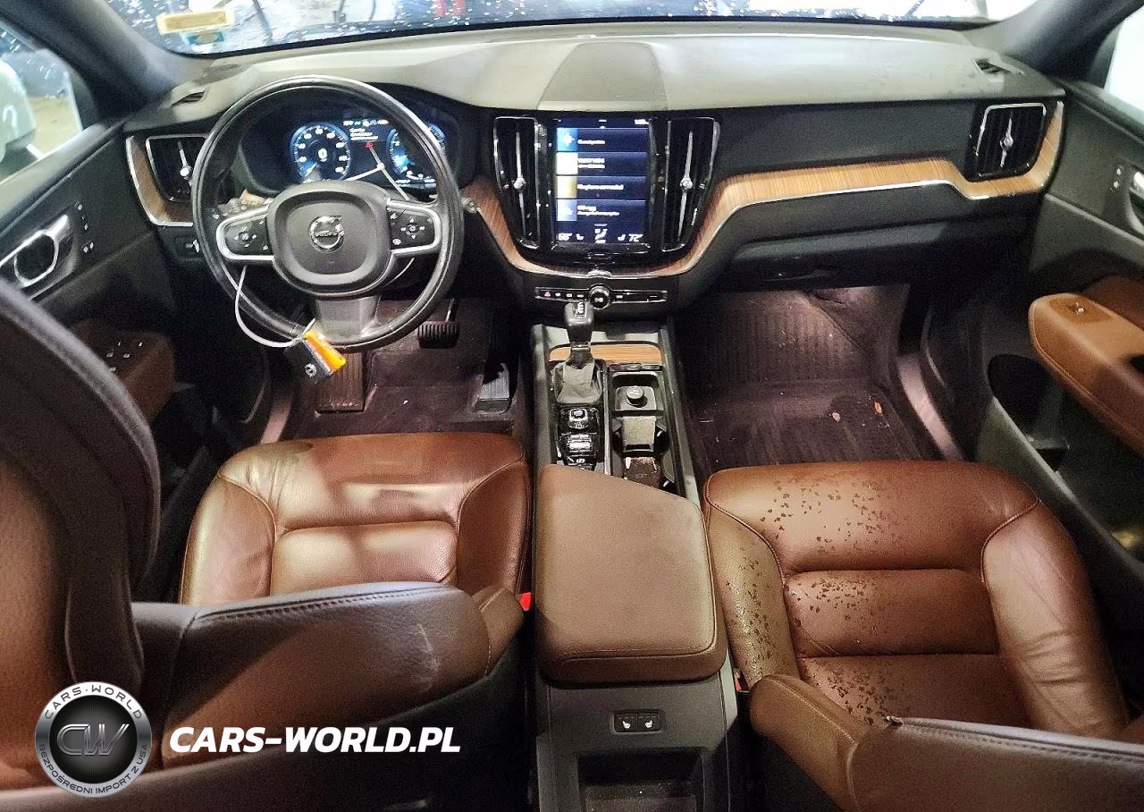 2021 Volvo Xc60 T5 Momentum VIN:YV4102RK7M1695496 - 8