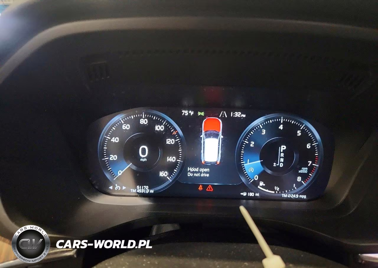 2021 Volvo Xc60 T5 Momentum VIN:YV4102RK7M1695496 - 9