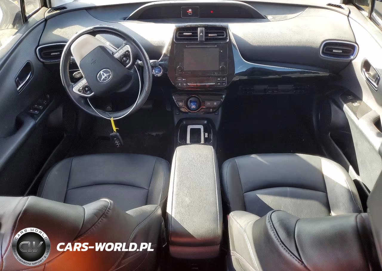 2016 Toyota Prius Four Touring VIN:JTDKARFU3G3018943 - 8