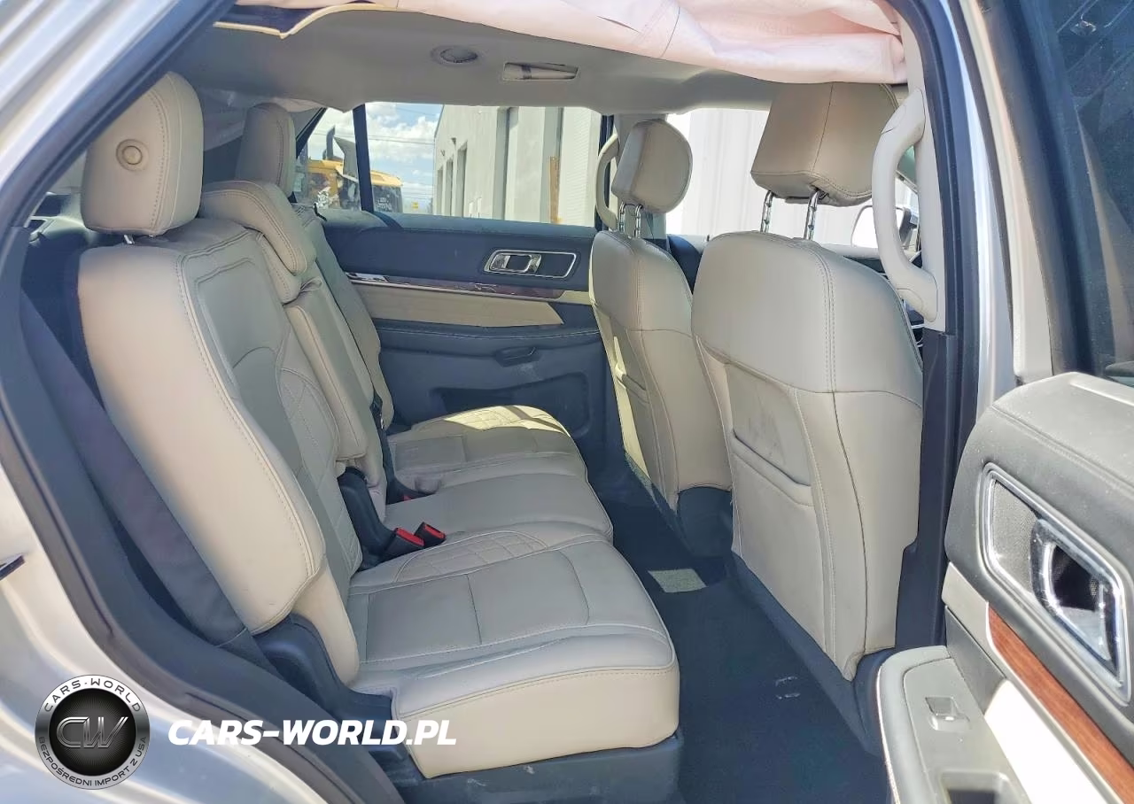 2016 Ford Explorer Platinum VIN:1FM5K8HT7GGD29269 - 11
