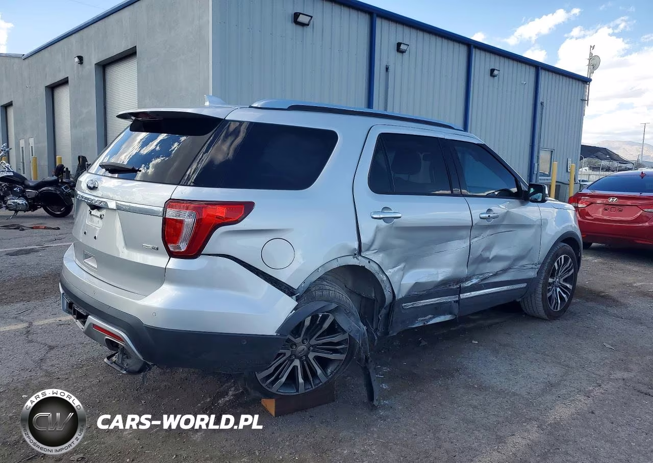 2016 Ford Explorer Platinum VIN:1FM5K8HT7GGD29269 - 3