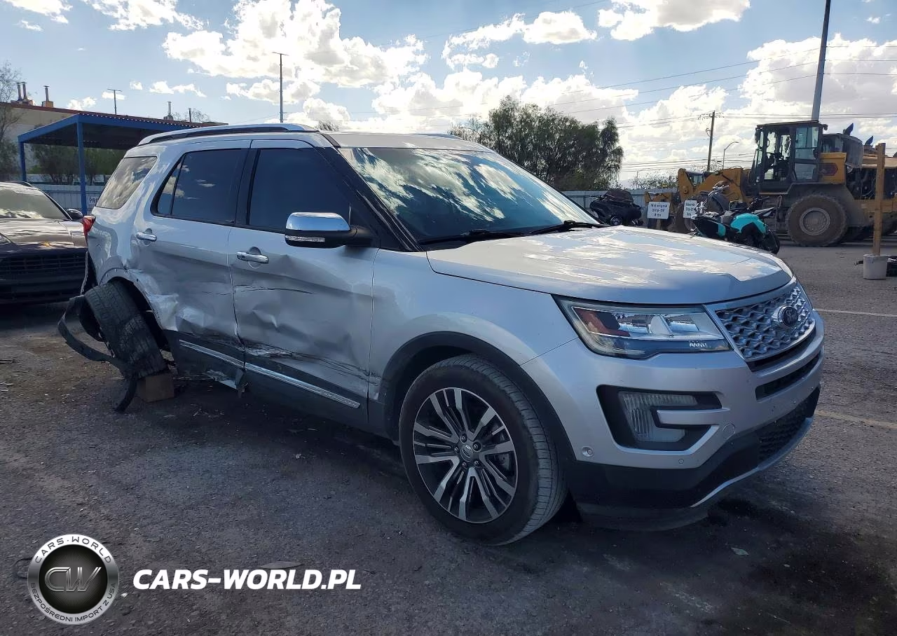2016 Ford Explorer Platinum VIN:1FM5K8HT7GGD29269 - 4