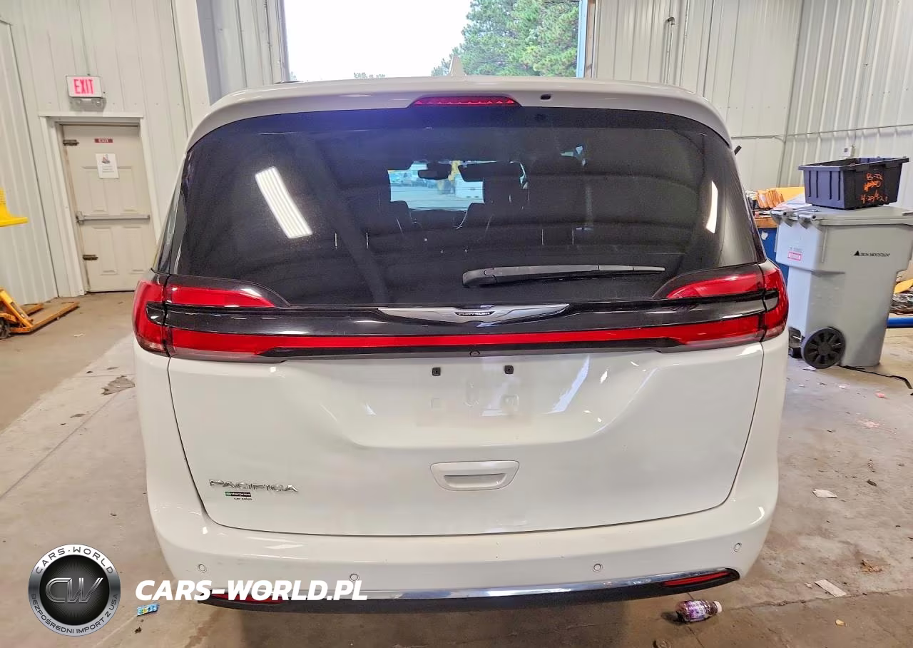 2022 Chrysler Pacifica Touring L VIN:2C4RC1BG2NR147481 - 6