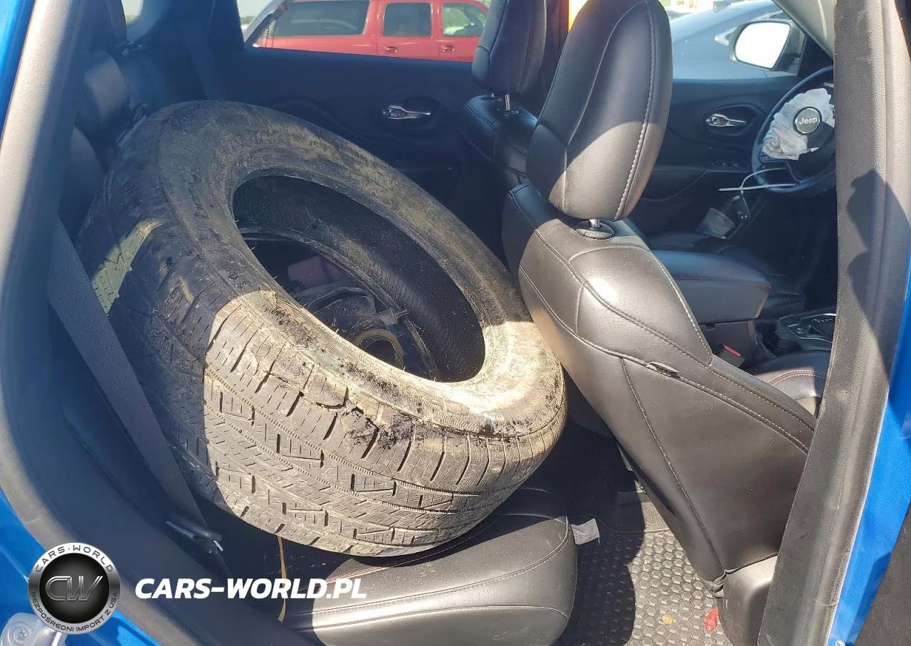 2019 Jeep Cherokee Trailhawk VIN:1C4PJMBX0KD477102 - 11