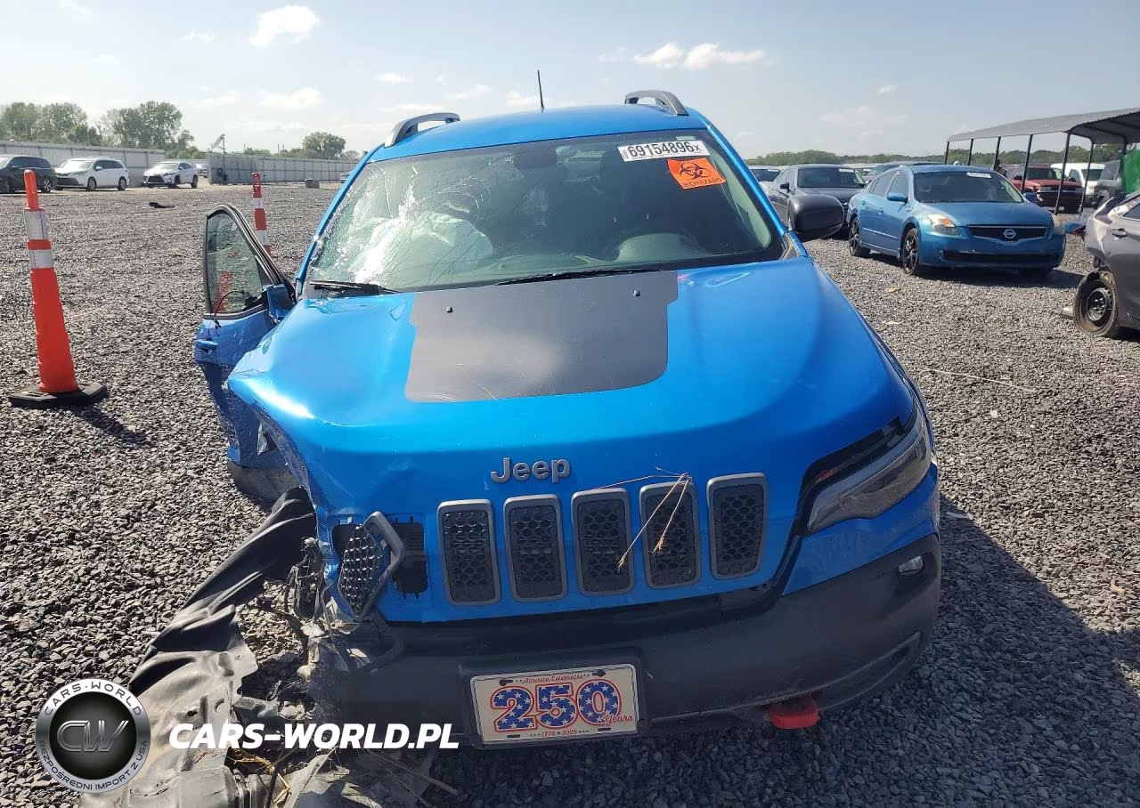 2019 Jeep Cherokee Trailhawk VIN:1C4PJMBX0KD477102 - 5