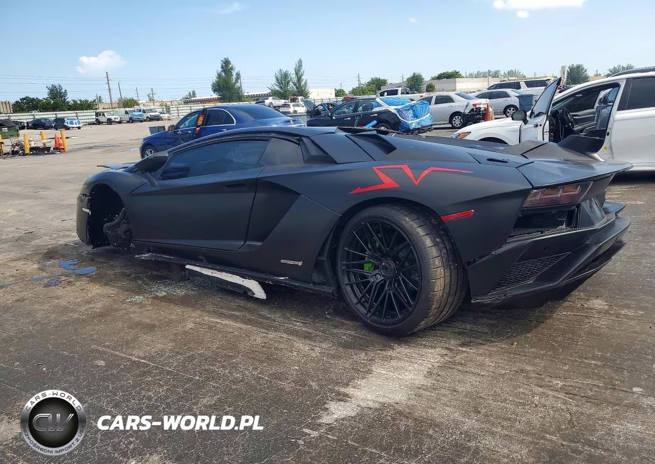 2018 Lamborghini Aventador S VIN:ZHWUG4ZD5JLA06879 - 2