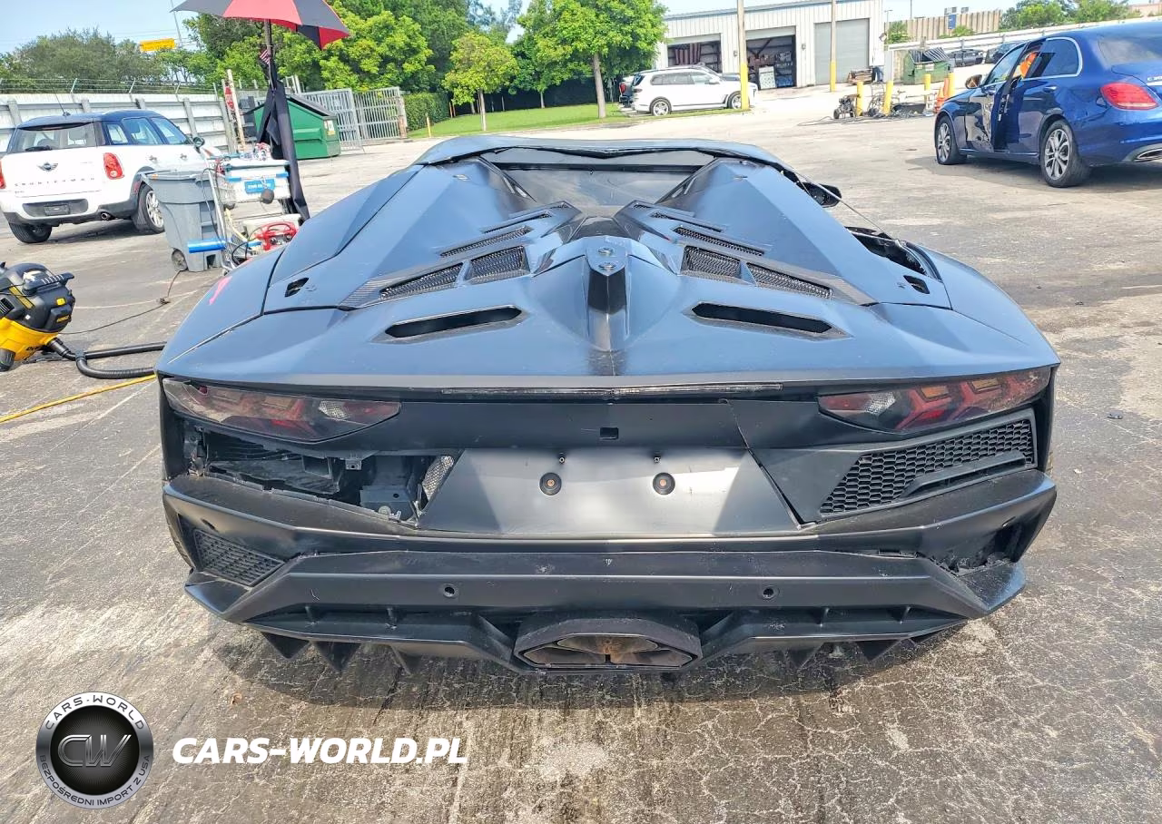 2018 Lamborghini Aventador S VIN:ZHWUG4ZD5JLA06879 - 6