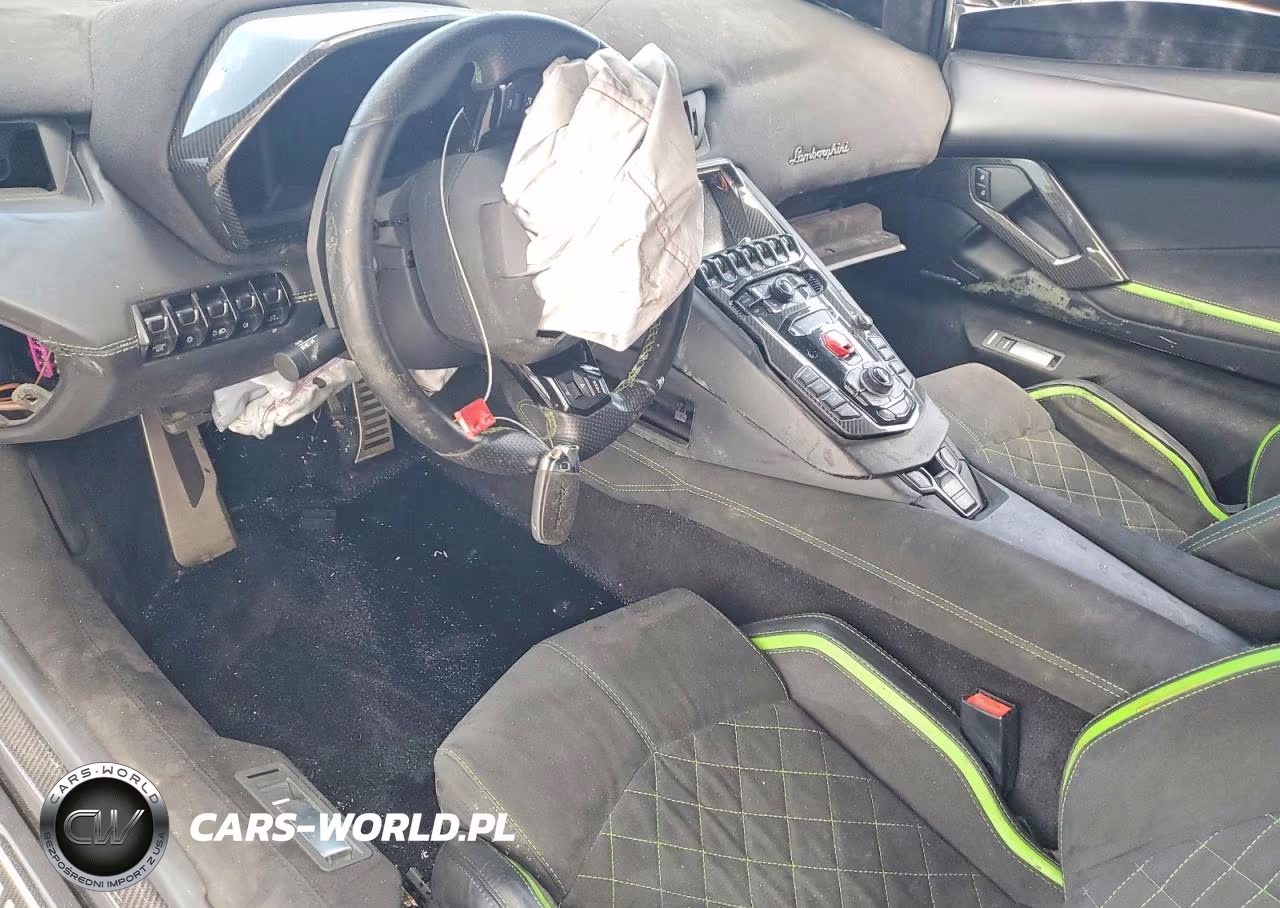 2018 Lamborghini Aventador S VIN:ZHWUG4ZD5JLA06879 - 8