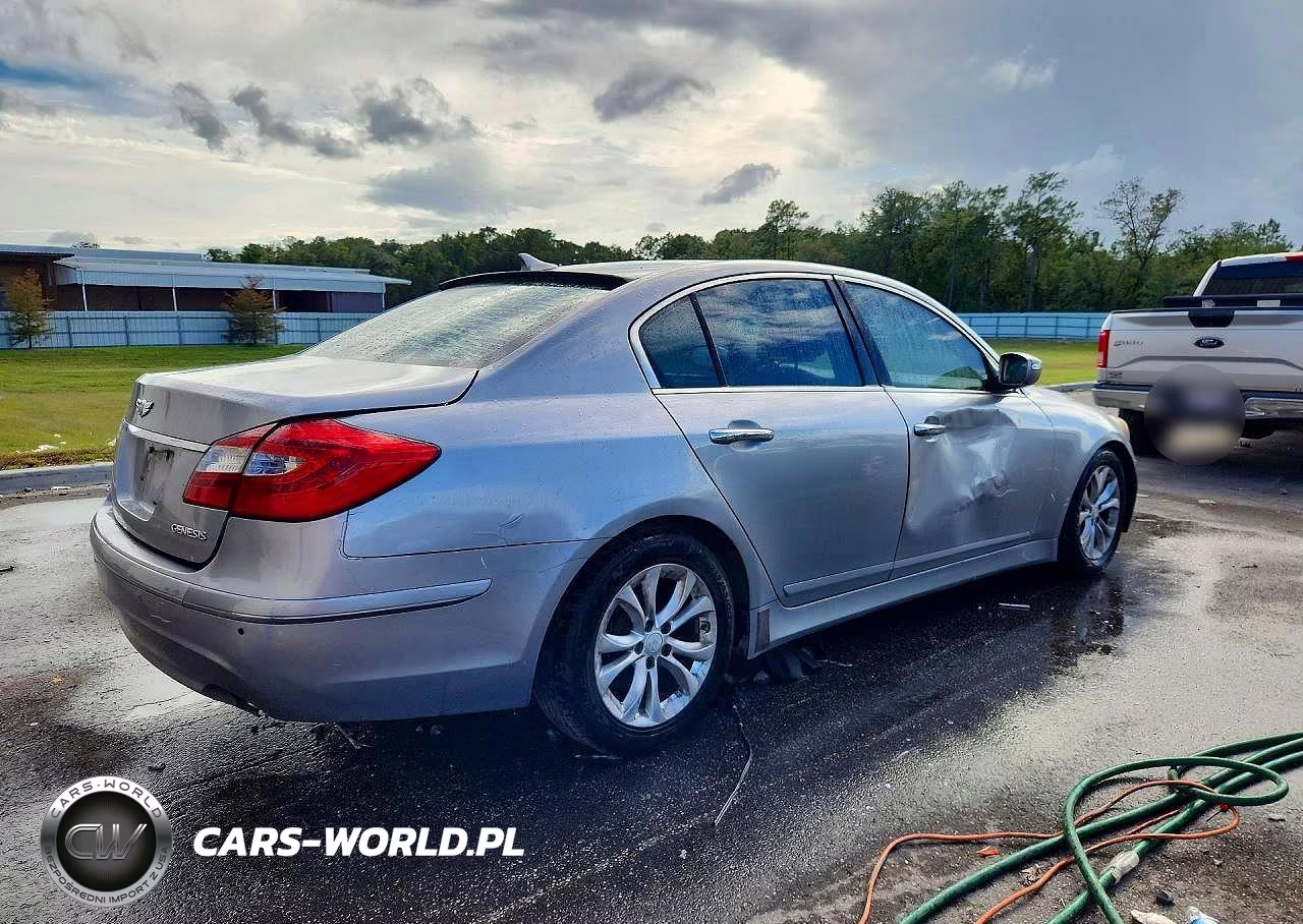 2013 Hyundai Genesis 3.8L VIN:KMHGC4DD6DU249942 - 3