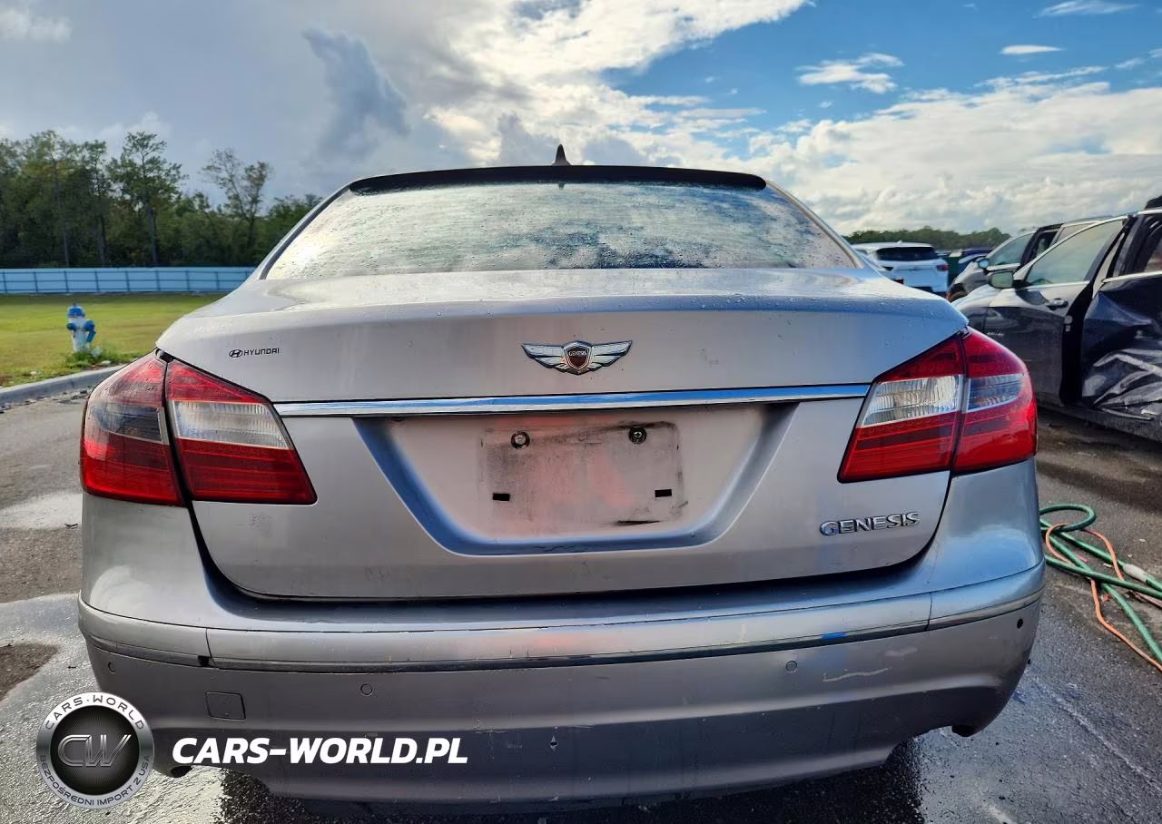 2013 Hyundai Genesis 3.8L VIN:KMHGC4DD6DU249942 - 6