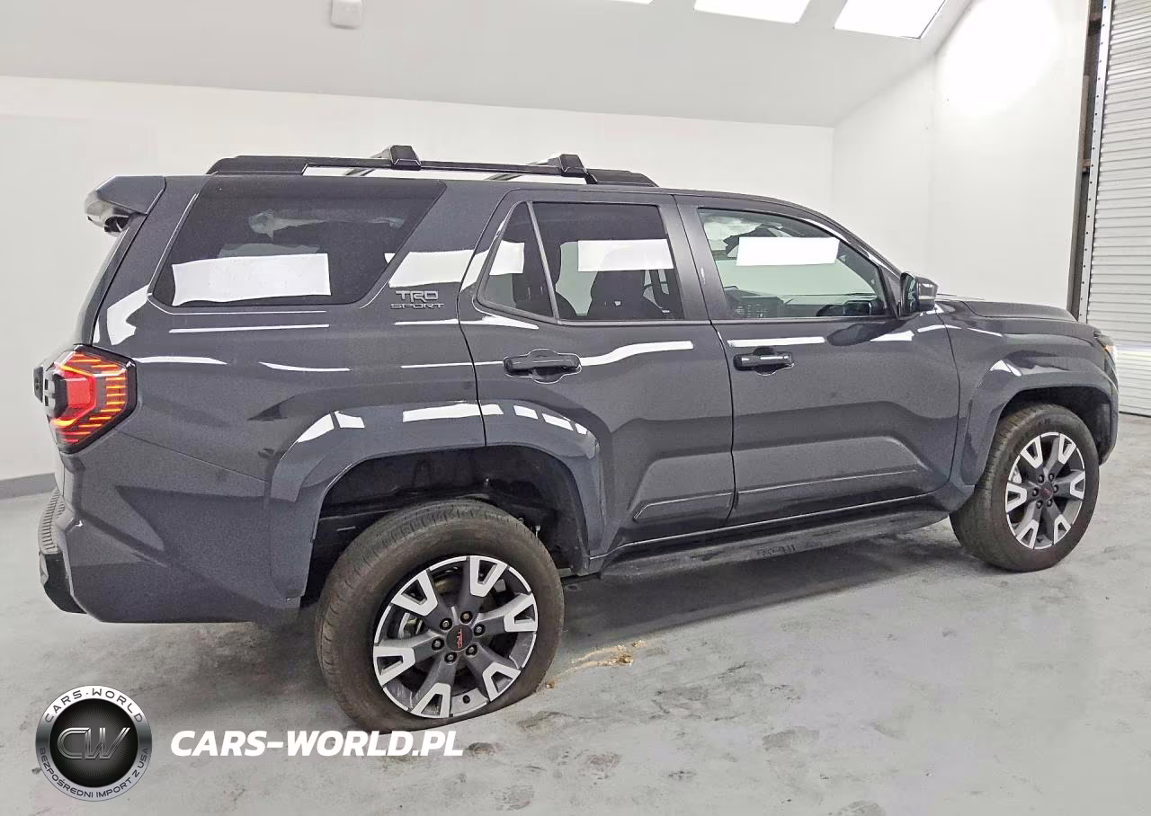 2026 Toyota 4Runner Trd Sport VIN:JTEVA5BR9T5100192 - 3