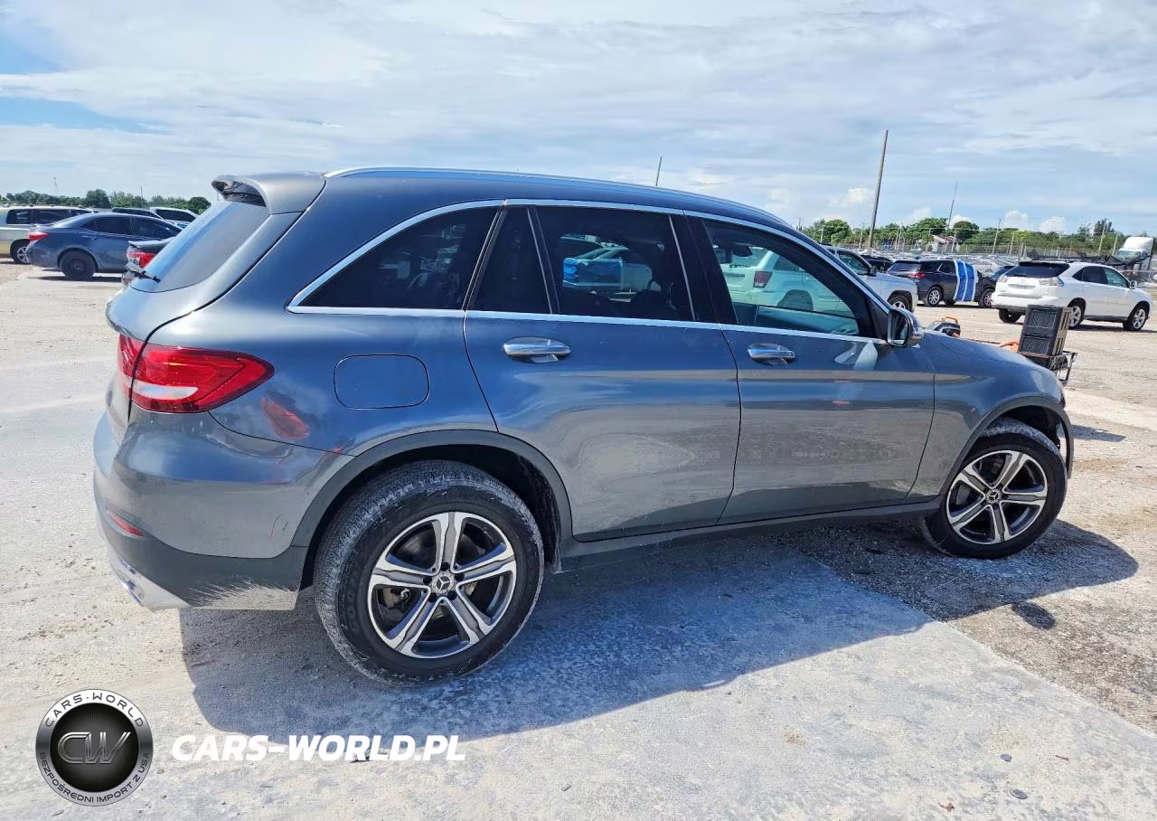 2018 Mercedes-Benz Glc 300 VIN:WDC0G4JB8JV048461 - 3