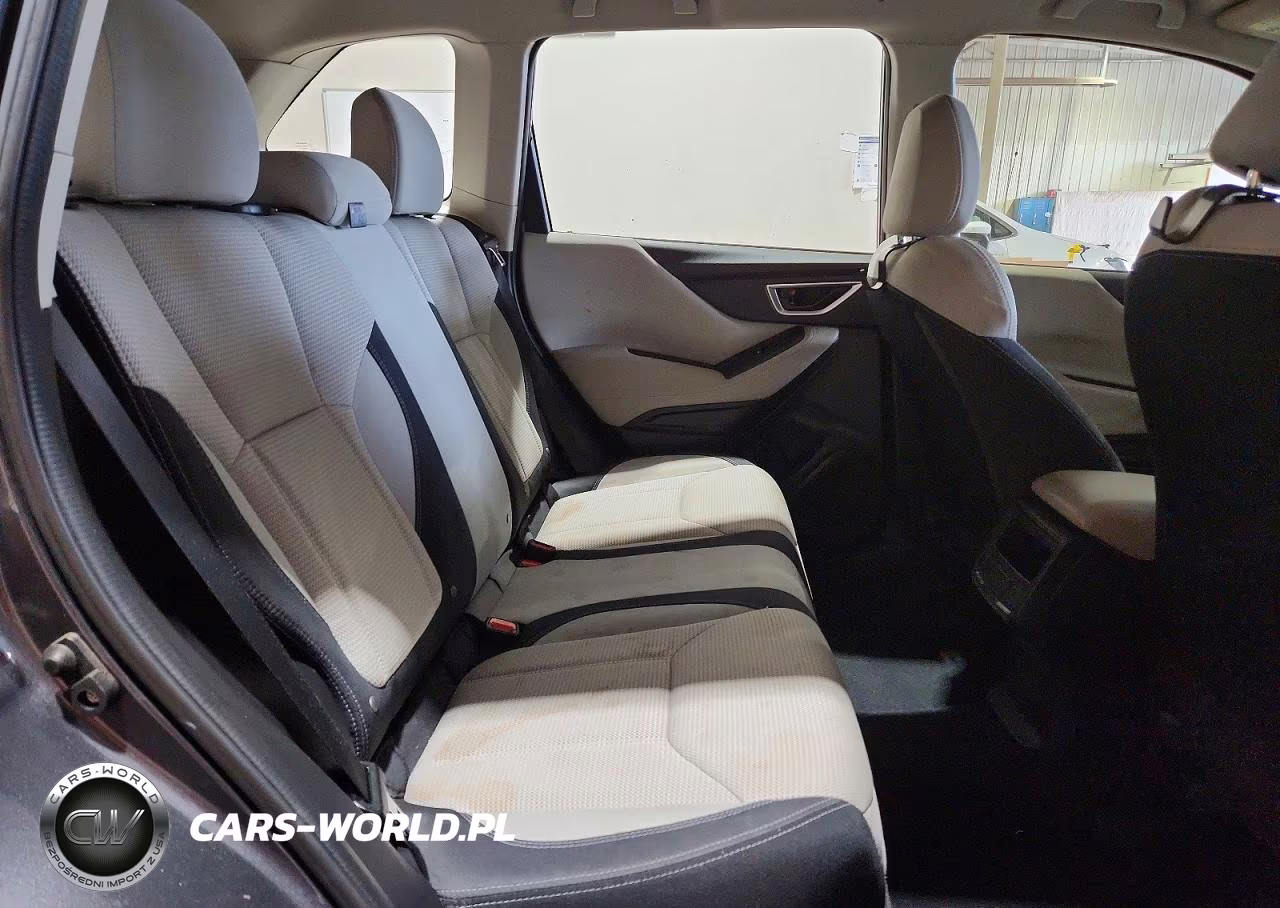 2022 Subaru Forester VIN:JF2SKAAC3NH467442 - 11