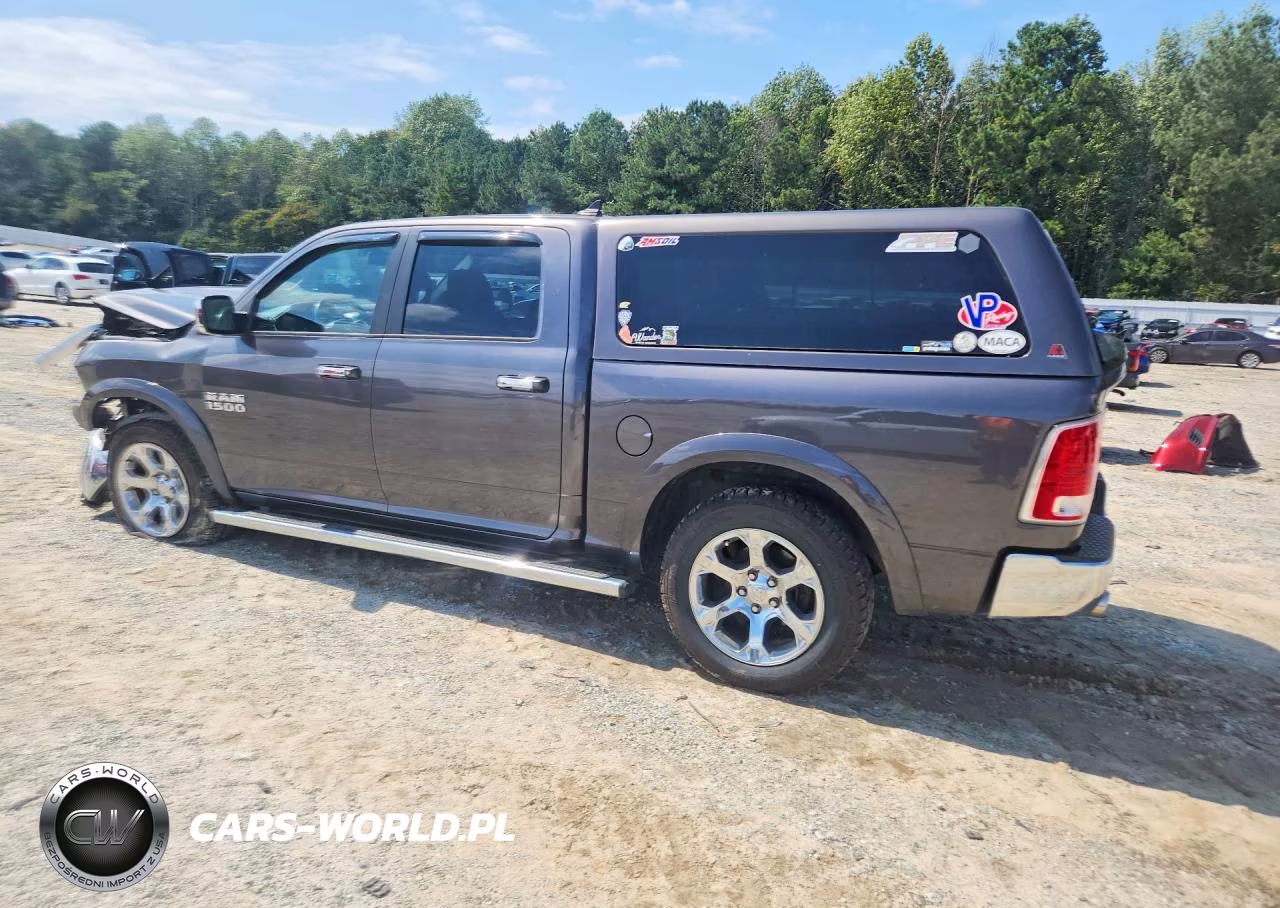 2015 Ram 1500 Laramie VIN:1C6RR7NM9FS680339 - 2