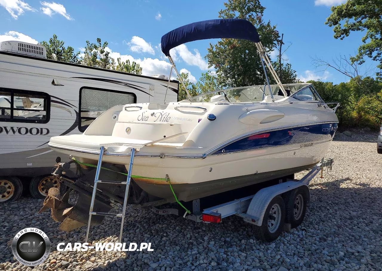 2007 Stingray Boat Co 225Cr VIN:LOT-3-69156446 - 3