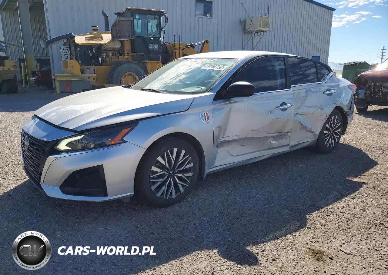 2024 Nissan Altima Sv
