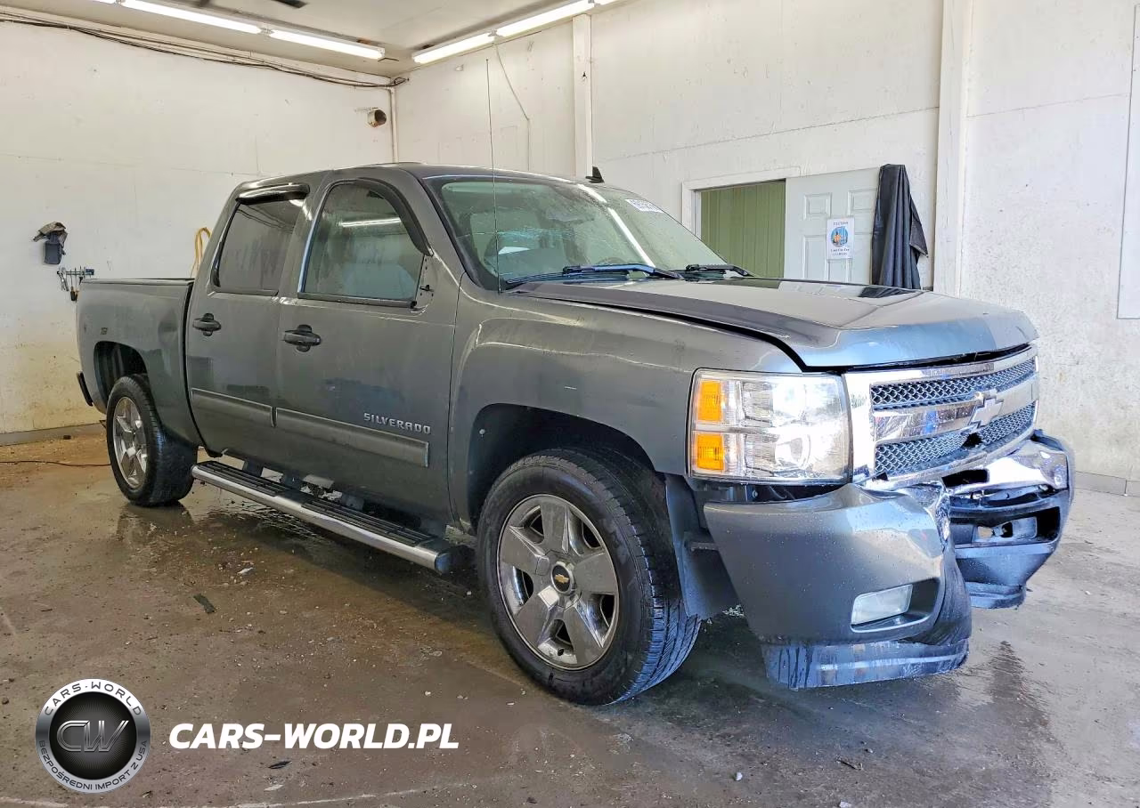 2011 Chevrolet Silverado C1500 Lt VIN:3GCPCSE0XBG127640 - 4