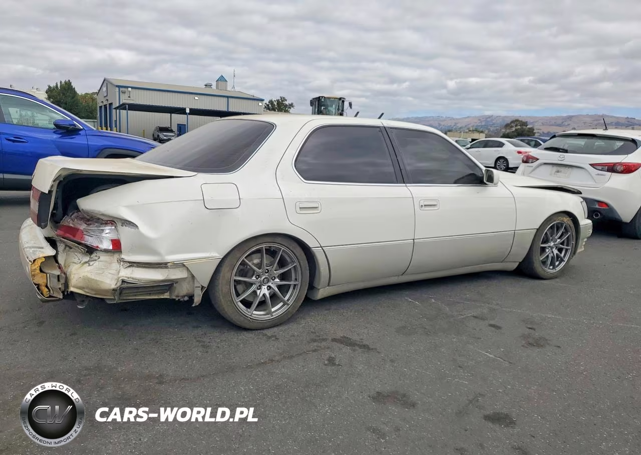 1993 Lexus Ls 400 VIN:JT8UF11E8P0181177 - 3