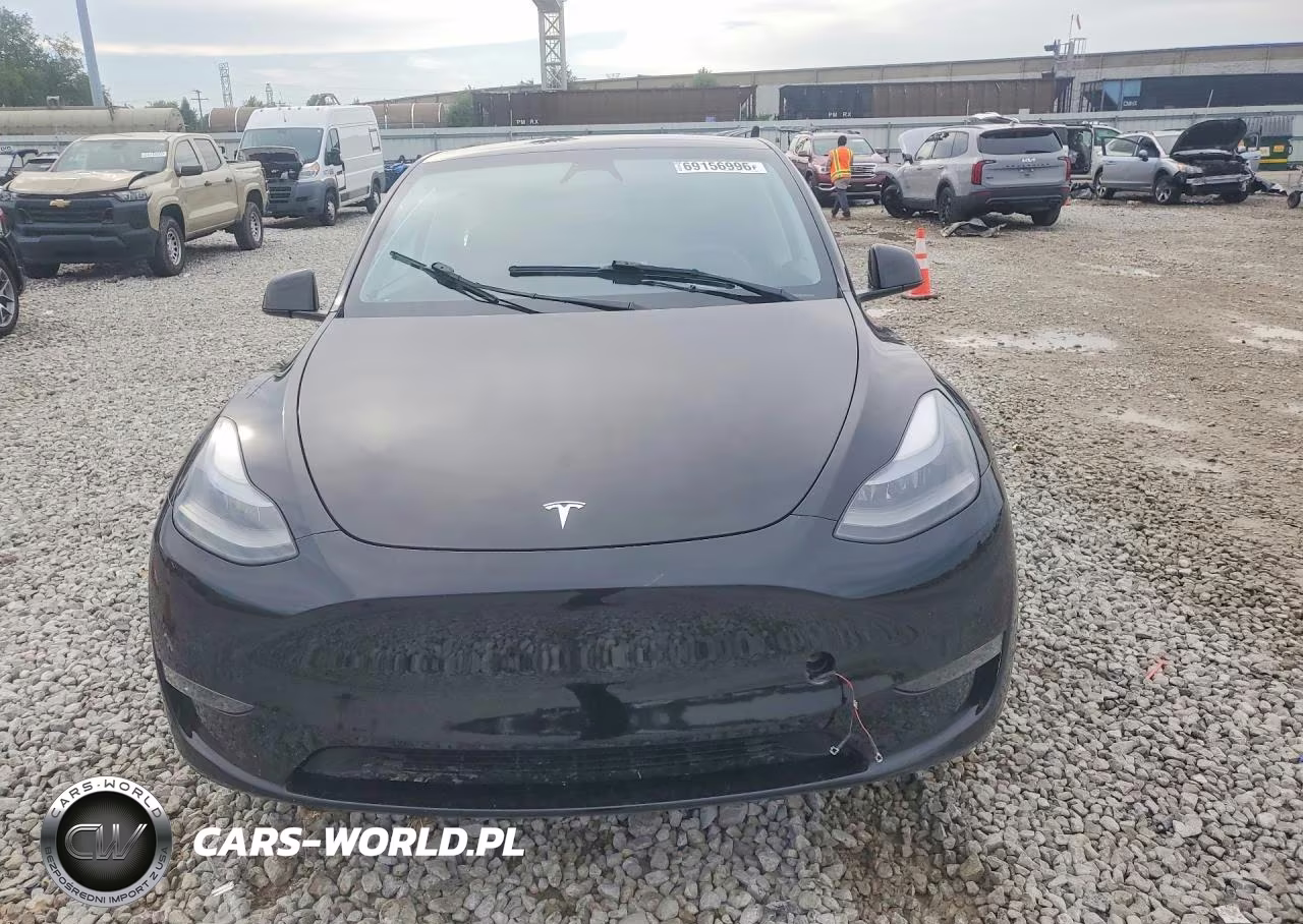 2023 Tesla Model Y VIN:7SAYGDEE5PA177665 - 5