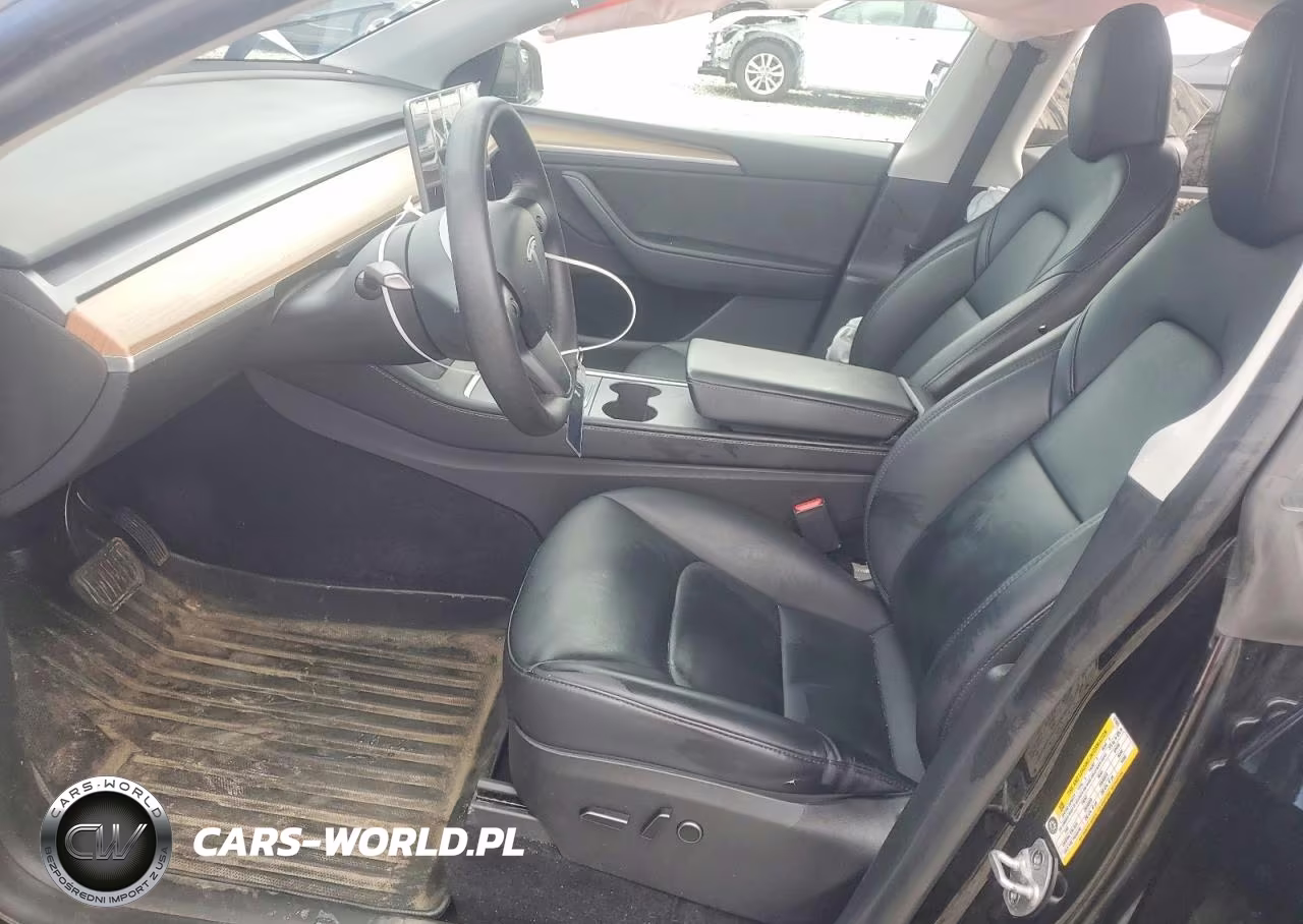 2023 Tesla Model Y VIN:7SAYGDEE5PA177665 - 7